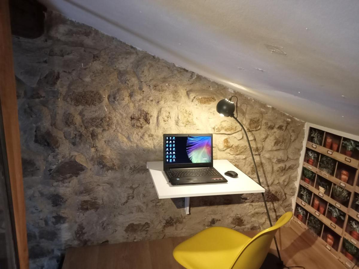 L'atelier De Pierre
